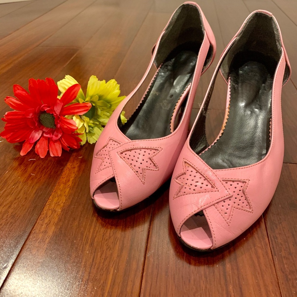 Pink Leather Peep-Toe Heels 👠